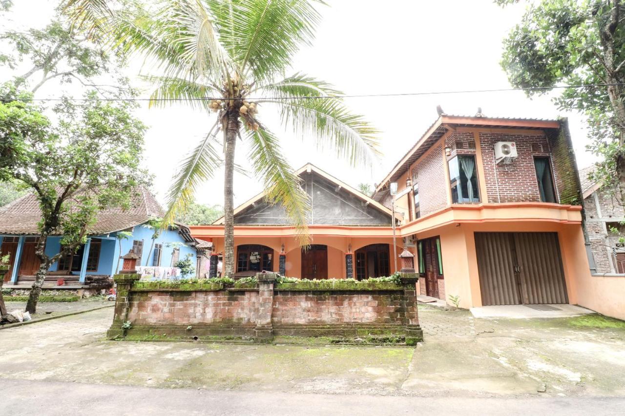 Nurudin House Apartment Magelang Luaran gambar